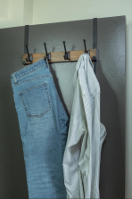 Dual-Use Wooden Hanger – Classic Finish